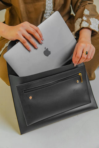 BLACK LAPTOP SLEEVE